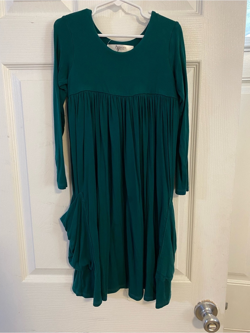 Green Long Sleeve Pleated Midi Dress